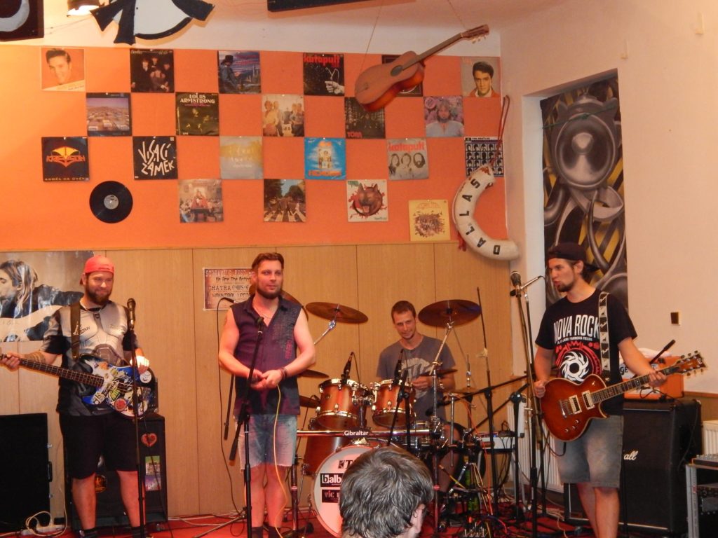 Hudba z Kristýnky, Rocková Pivnice Kristýnka, Kojetín [3] (10.7.2017) - Kervežekson (crossover kapela z Prostějova)