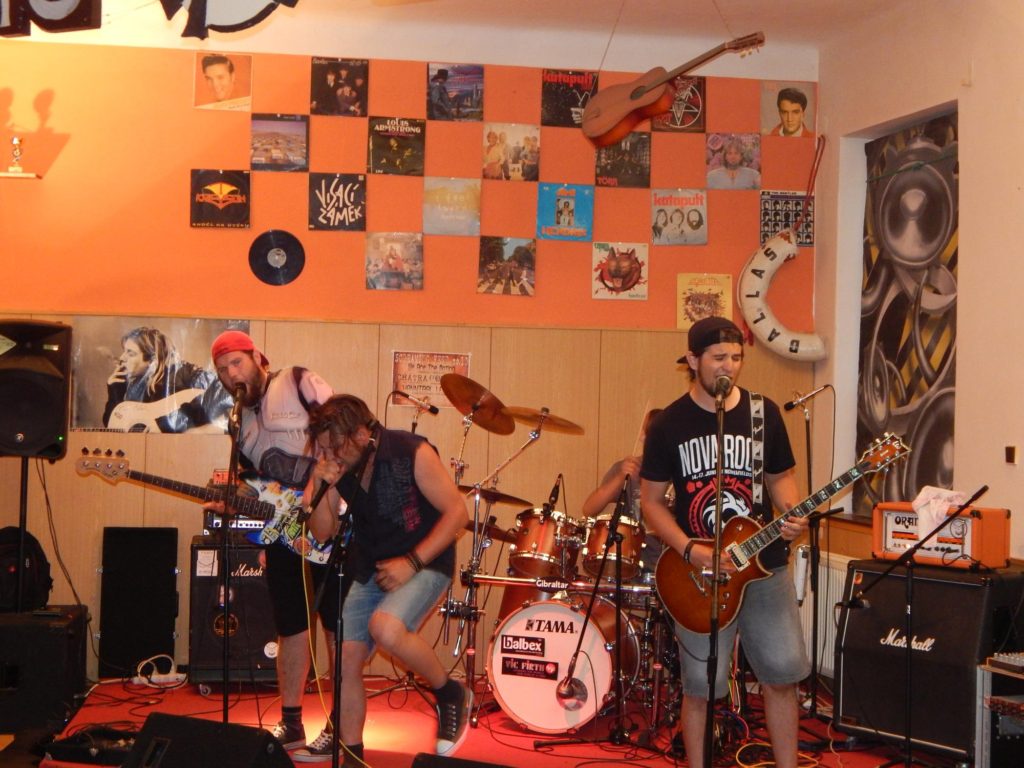Hudba z Kristýnky, Rocková Pivnice Kristýnka, Kojetín [8] (10.7.2017) - Kervežekson (crossover kapela z Prostějova)